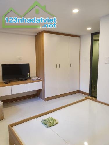 Nhà 42m2 trung tâm Quận 4, 3 tầng kiên cố, giá không thể chê 3.35 tỉ