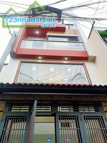 Bán gấp nhà đẹp, 4 lầu, Quận 10, Xe hơi, 56m2, chỉ 7.5 tỷ