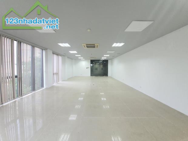 Cho thuê văn phòng 80m2 view đẹp giá chỉ từ 20tr/tháng tại 71 Chùa Láng, Đống Đa, Hà Nội. - 1