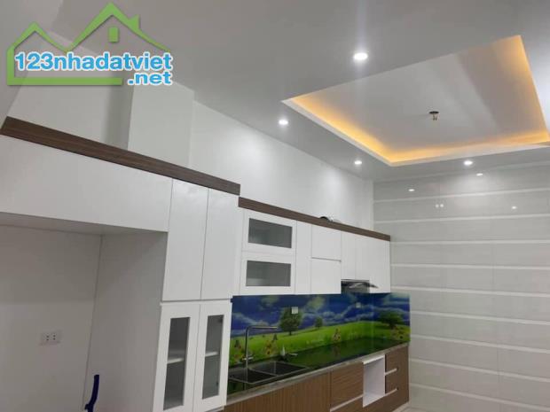 Nhà mới đẹp ở ngay Vũ Ngọc Phan 5 Tầng 40m2 Lô góc, Cách Ôtô 30m, Giá 6,1 Tỷ - 4