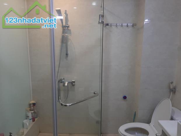 Nhà mới đẹp ở ngay Vũ Ngọc Phan 5 Tầng 40m2 Lô góc, Cách Ôtô 30m, Giá 6,1 Tỷ - 1