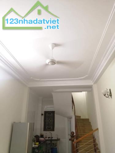 Bán nhà riêng phố cổ Thợ Nhuộm, Hoàng Kiếm 45m2x5T Giá 12 tỷ.