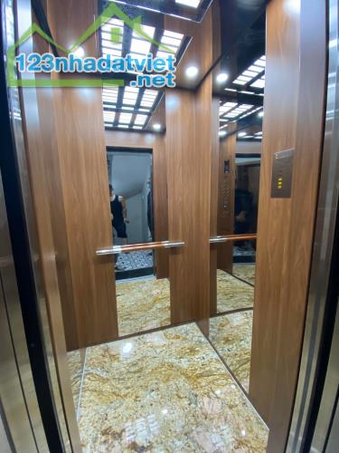 TUYỆT PHẨM tòa nhà VP Nam Trung Yên, Cầu Giấy 95m2x8Tầng, MT gần 7m - Nhỉnh 40 tỷ.