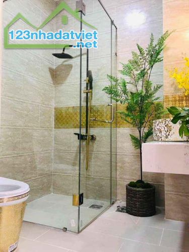 Cư Xá Khu Vip  Quận Tân Phú ( 50m2 ) 4 Tầng đẹp Giá Chỉ 5 tỷ 7