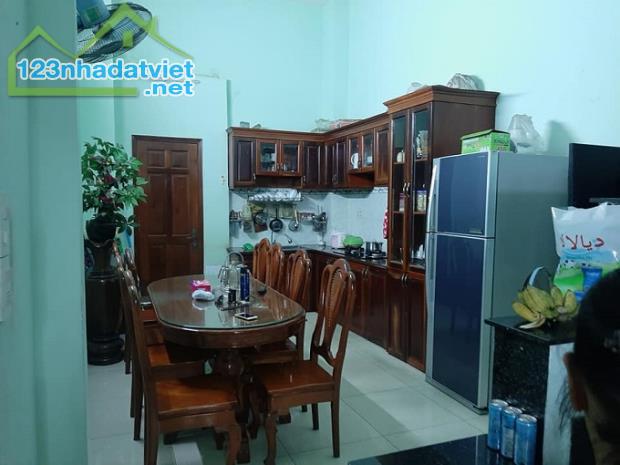 Xe ngủ trong nhà Điện Biên Phủ, P11, Q10,  60m2, 5 tầng. 0939927498. - 3