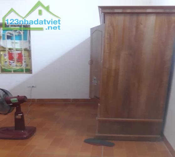 Chuyển công tác bán gấp nhà Phố ngũ Nhạc 86m, 3T, MT4,6m, 4,65tỷ - 2