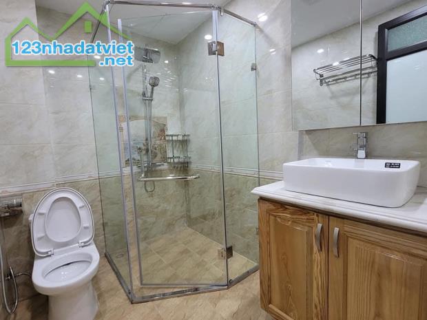 Bán nhà phố Hoàng Ngân 4 Tầng 48m2 Cách oto 10m, Nhà mới xây ở ngay 5,9 Tỷ - 1