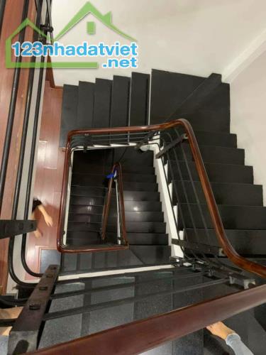 Cần bán nhà khu Ái Mộ , Bồ Đề, Long Biên DT75m2. 5 Tầng. MT5,8m.Kinh doanh - 4