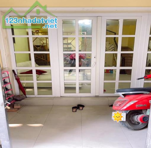 Chuyển công tác bán gấp nhà Lê Đức Thọ 45m2, 4T, MT4,5,  5 Tỷ, ôtô vào nhà, Kd, cho thuê - 3