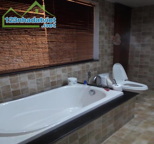 Gần Hồ Đền Lừ, Kinh Doanh, 60m, 5T, MT3,5, Giá 9,5 tỷ, Ôtô Tránh - 1