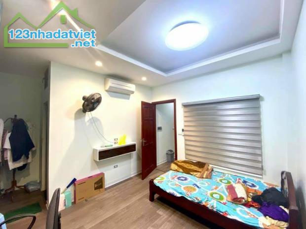 Bán nhà  đường Cổ Linh Tư Đình, Long Biên , 60m2.5 Tầng. Gara Ô to. - 5