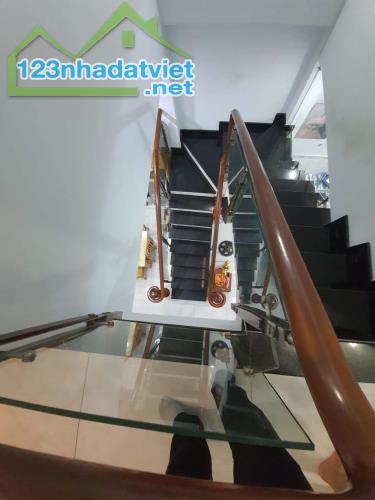 Bán nhà đẹp 80m2-Cách MT Lũy Bán Bích-Q.Tân Phú, Giá rẻ tiện Mở VP - 2