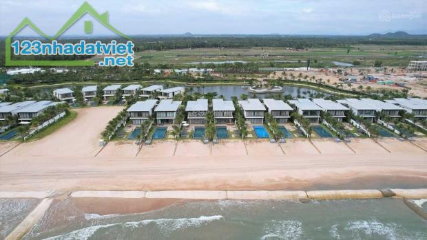 Chính chủ bán Beach Front Villa 4PN phase 2 Melia Hồ Tràm full nt 5*. Lh 0912357447