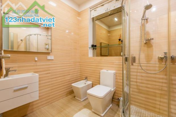 Siêu Rẻ Trung Tâm - Ô Tô Ngủ Nhà - Nguyễn Thiện Thuật - 90m2 - Chỉ : 5 Tỷ 6 - 2