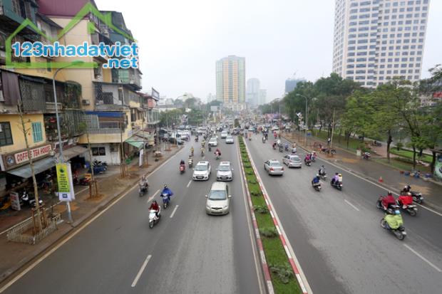 💥 BÁN NHÀ MẶT PHỐ NGUYỄN CHÍ THANH 71M2 5T MT 8M - KINH DOANH ĐỈNH - CHỈ 29 TỶ 💥