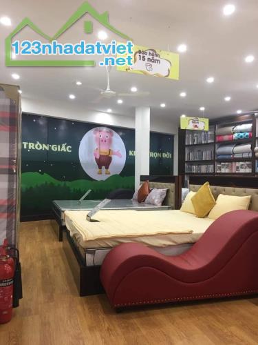 💥 BÁN NHÀ MẶT PHỐ NGUYỄN CHÍ THANH 71M2 5T MT 8M - KINH DOANH ĐỈNH - CHỈ 29 TỶ 💥 - 4