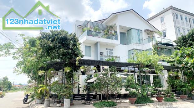 SIÊU BIỆT THỰ MẶT TIỀN LÔ GÓC NGANG BỀ THẾ 9M, PHẠM THẾ HIỂN QUẬN 8, 5PN 234M2 - 19,2 TỶ.