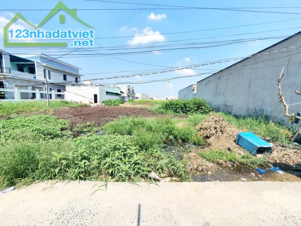 bán đất 20x47m gần cổng KCN Tân Đức xã Đức Hòa Hạ, Đức Hòa, Long An giá 11.6 tỷ - 4