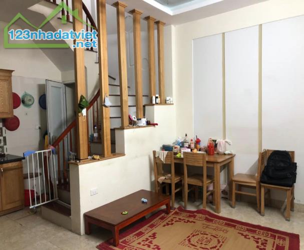 Bán Nhà Ngõ 77 Xuân La, Vị Trí Đẹp Nhà Mới Nở Hậu, 35m2, 5T, MT5,7m, 6 Tỷ - 1
