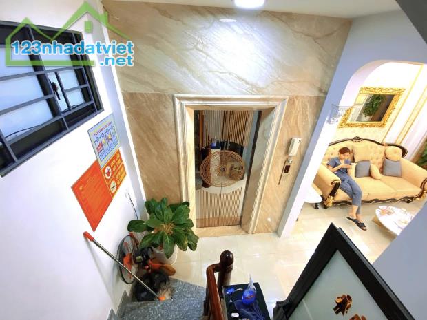 💥 Mặt phố VIP Trung Phụng, Xã Đàn,  Đống Đa, 50m2 6T Thang máy, KD đỉnh cao, Chỉ 25 Tỷ
