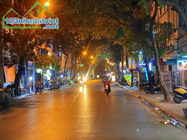Bán nhà mặt phố Thụy Khuê, Tây Hồ, lô góc, kinh doanh đỉnh, mặt tiền rộng, giá 19 tỷ