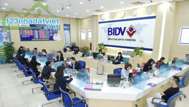 Siêu Phẩm Mặt Phố Văn Cao, Lô Góc Kinh Doanh Đỉnh, 65m2, 5 Tầng, Nhỉnh 30 Tỷ.