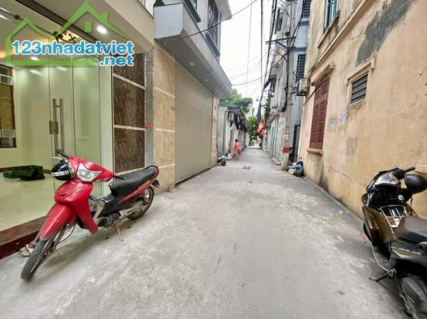 BÁN NHÀ ĐẠI TỪ ,5 TẦNG 3.45 TỶ.(CÓ TL) - 4