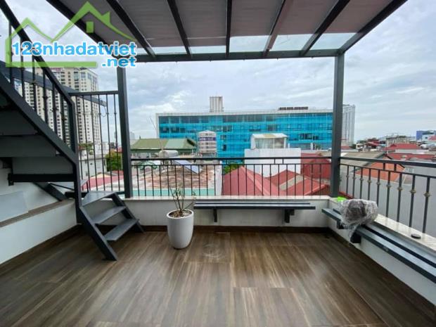 Bán nhà phân lô ô tô tránh ngõ 28 phố Xuân La, Tây Hồ, 92m2, MT 5M, 7 tầng Thang Máy