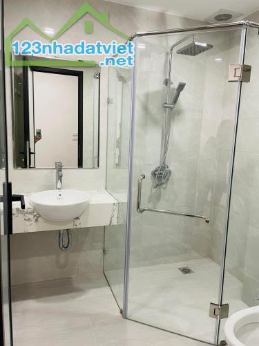 Tuyệt phẩm Cầu Giấy Hoàng Quốc Việt 3mặt tiền vỉa hè8m90m2 mt22m 5T 32 tỷ kinh doanh tốt. - 2