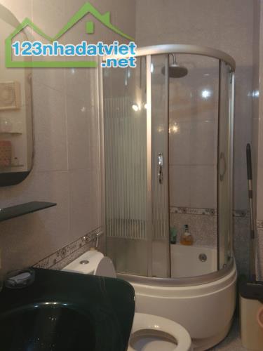 Độc nhất Cầu Giấy Hoàng Quốc Việt phân lô vỉa hè 90m2mt22m5t31tỷ vị trí đẹp kinh doanh tốt - 2