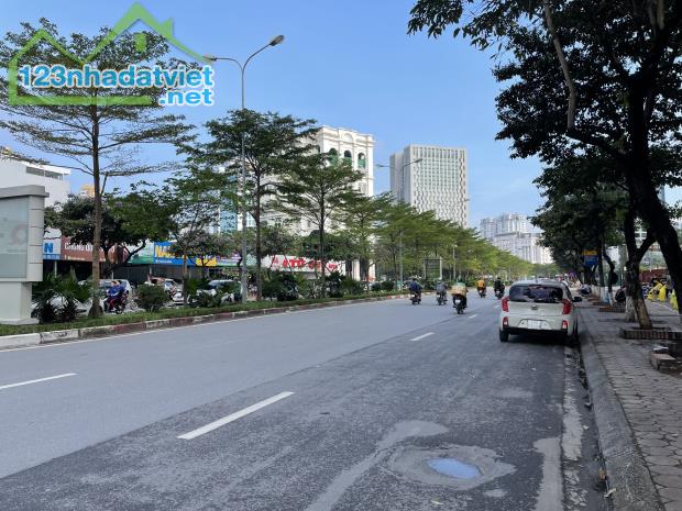 Chuyển nhượng dự án căn hộ cao cấp mặt phố Trần Thái Tông, Cầu Giấy, 3500m2, giá 980 tỷ