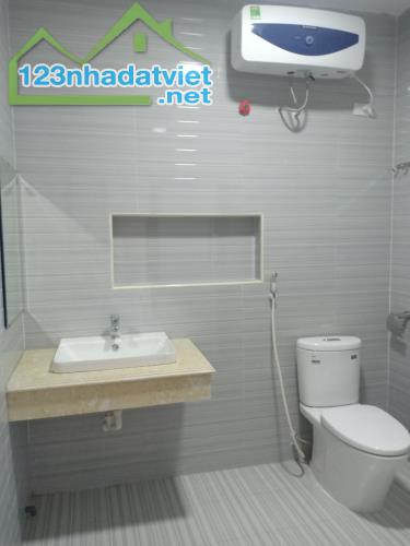 Cho thuê nhà trung yên 90m2x6T, thang máy chỉ 40tr - 5