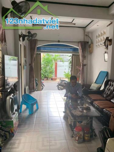 NHÀ VỊ TRÍ ĐẸP NGANG 5M NỞ HẬU - HXH VỈA HÈ - MAI LÃO BẠNG TÂN BÌNH - 5.4x20M - 14,9 TỶ. - 4