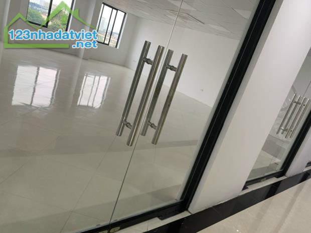 Cho thuê văn phòng tiêu chuẩn, 80m2 giá rẻ tai phố Trần Đại Nghĩa, Hai Bà Trưng, Hà Nội