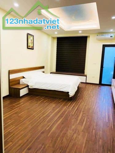 Nhà Phú Đô 40m2x5T chỉ 4 tỷ, Tuyệt đỉnh an sinh, ôtô đỗ cửa, ngay SVĐ Quốc Gia Mỹ Đình. - 1