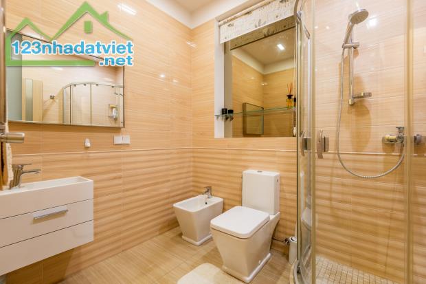 Bán Nhà Mặt Tiền Đường 10m5 Trưng Nữ Vương  Quận Hải Châu - 100m2 - Giá : 7 Tỷ 5 - 1