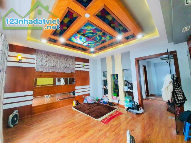 Bán  nhà Trung Kính 100m2 8t 16tỷ  phân lô,oto,gà đẻ chứng vàng dòng tiền ổn định - 1