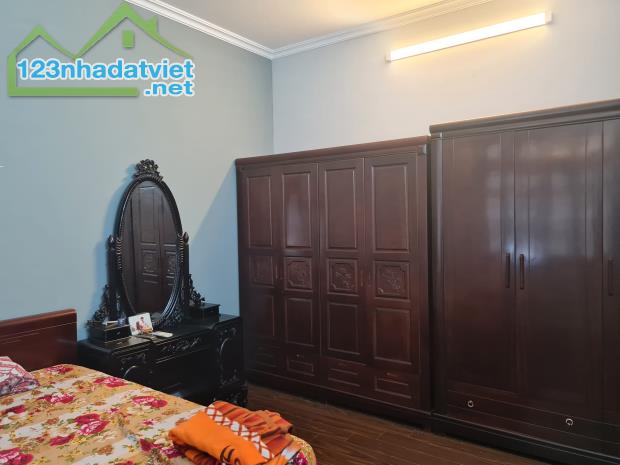 Siêu phẩm phân lô-vỉa hè -lô góc-oto đỗ cửa-kinh doanh Tây Hồ Âu Cơ 70m2 mt5,5m 6T 11tỷ. - 1