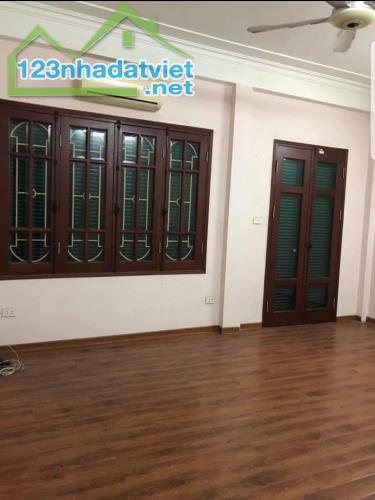 Bán nhà mặt phố Vĩnh Hồ 62m2, 5 tầng, mặt tiền 5,8m, gần ngã 3 giao Tây Sơn, Giá 12,6 tỷ - 3