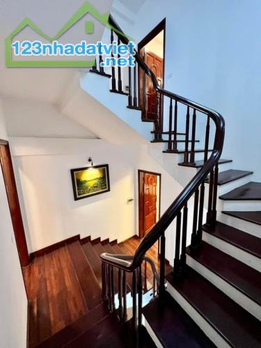 Hiếm, Bán nhà Trung Văn, Nam Từ Liêm,mới đẹp, ở sướng, ô tô gần,  45m2×5t, chỉ 4.5 tỷ. - 1