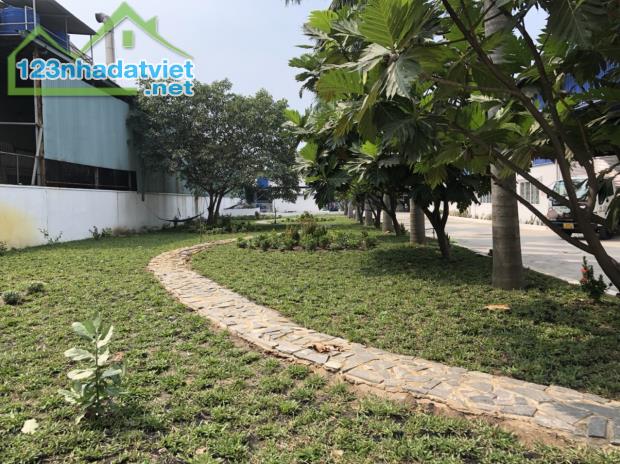 BÁN NHÀ XƯỞNG 5000M2 GIÁ RẺ NHẤT KCN TÂN ĐÔ, ĐỨC HÒA, LONG AN