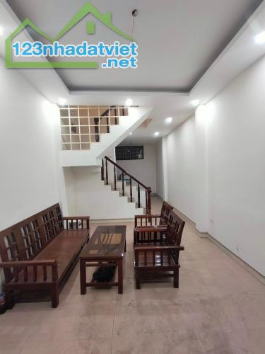 Bán nhà Chi Cục Thuế Đặng Tiến Đông 7.38 Tỷ, Phân Lô- Ô tô dừng đỗ, 36m2, 4T, 4PN, mt 3.6m - 1