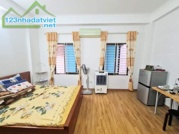 Bán nhà Cầu Giấy, dt 60m x5t, mt5m. giá 6,2 tỷ. - 1