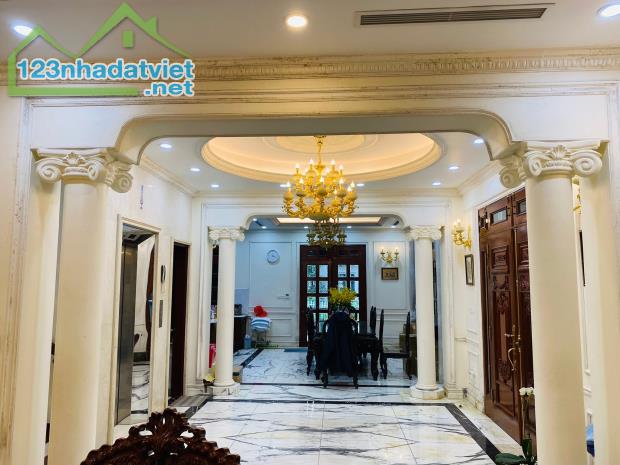 Bán gấp biệt thự Văn Phú trung tân view vườn hoa hồ nước, Hà Đông nội thất Luxury 200m2, - 3