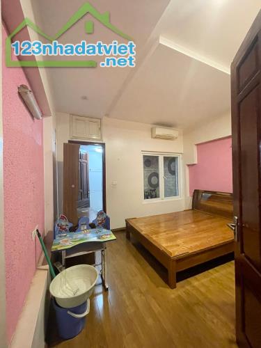 Tôi chính chủ cần bán căn nhà tại Tây Hồ 227m2 mt9,5m KD tốt giá mong muốn 88 tỷ. - 4