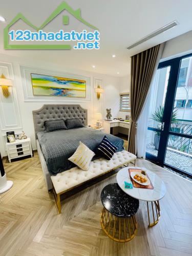 PHÂN LÔ VIP HOÀNG CẦU ĐỐNG ĐA 65M2x7T THANG MÁY KD VP VỈA HÈ. GIÁ 20 TỶ