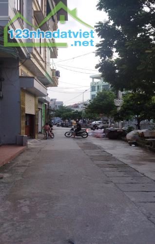 HÓT CẦN BÁN GẤP NHÀ GẦN CẦU HỮU HOÀ KDT ĐẠI THANH 40M x 4T, MT3,4, 3,3 TỶ, CỰC ĐẸP, KD CHO - 5