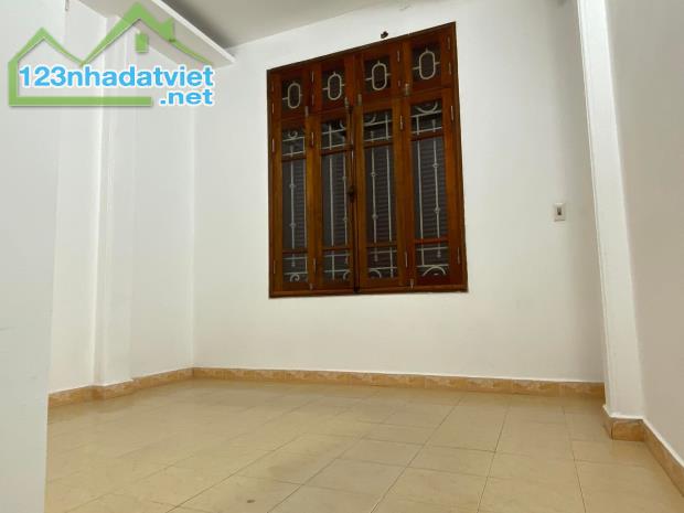 Bán nhà Hoàng Sâm - Phân lô -Vỉa hè -Ô tô tránh - 66m - MT4m- 4Tầng -  18 tỷ . - 1