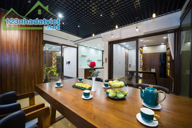 Bán nhà Trần Duy Hưng, Cầu Giấy, dt50mx5t,mt4m. Giá 6,75 tỷ.