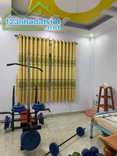 Hẻm 7m Phan Huy Ích, P14, Gò Vấp, 61m2, 4 tầng, cực đẹp. Tùng thổ cư. - 1
